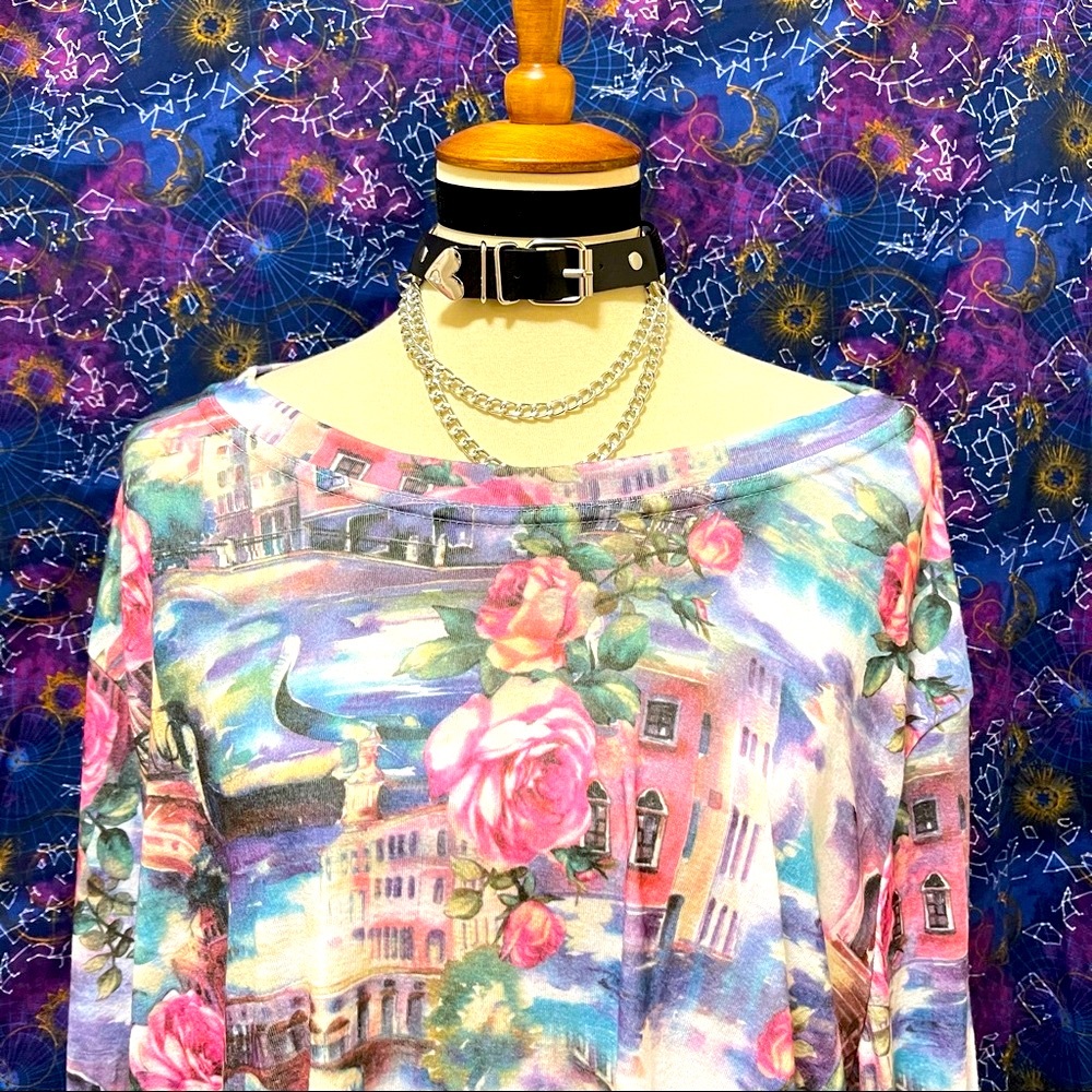 π Lovely Vintage romantic roses top - Picture 1 of 11